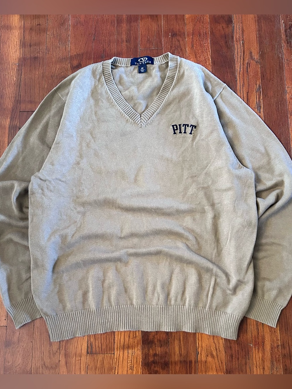 Vintage University of Pittsburgh PITT Preppy Embroidered Tan V-neck Sweater M